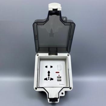 Ổ cắm đôi 3 chấu có công tắc và USB chống nước Tenko TK-IP66-03