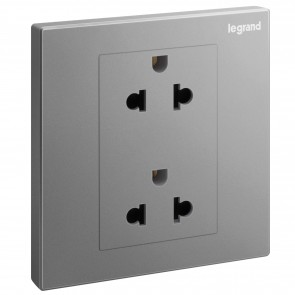 Ổ cắm đôi 3 cực 2x2P+E chuẩn Âu Mỹ màu Matt Black Legrand Galion 282436-C