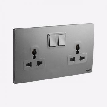 2G MULTISTD SWITCHED SOCKET  Legrand Mallia Senses 281122DS