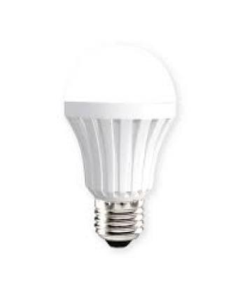 Đèn led bulb thân nhựa điện quang đq ledbua50 05727 (5w warmwhite chụp cầu mờ)